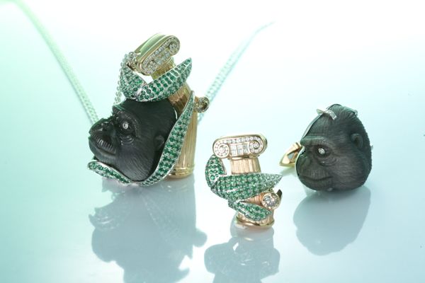 CADEAUX JEWELRY Primacy Necklace and Cufflinks