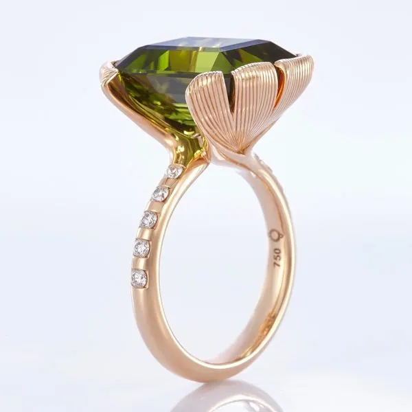 CADEAUX Ring Ginkgo Weimar Peridot